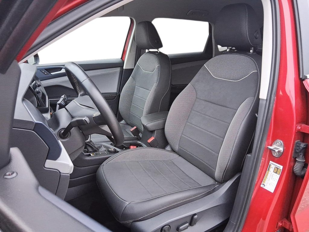 2024 Volkswagen Taos Comfortline 1.5T 7sp at DSG w/ Tip 4M in Stratford, Ontario - 8 - w1024h768px