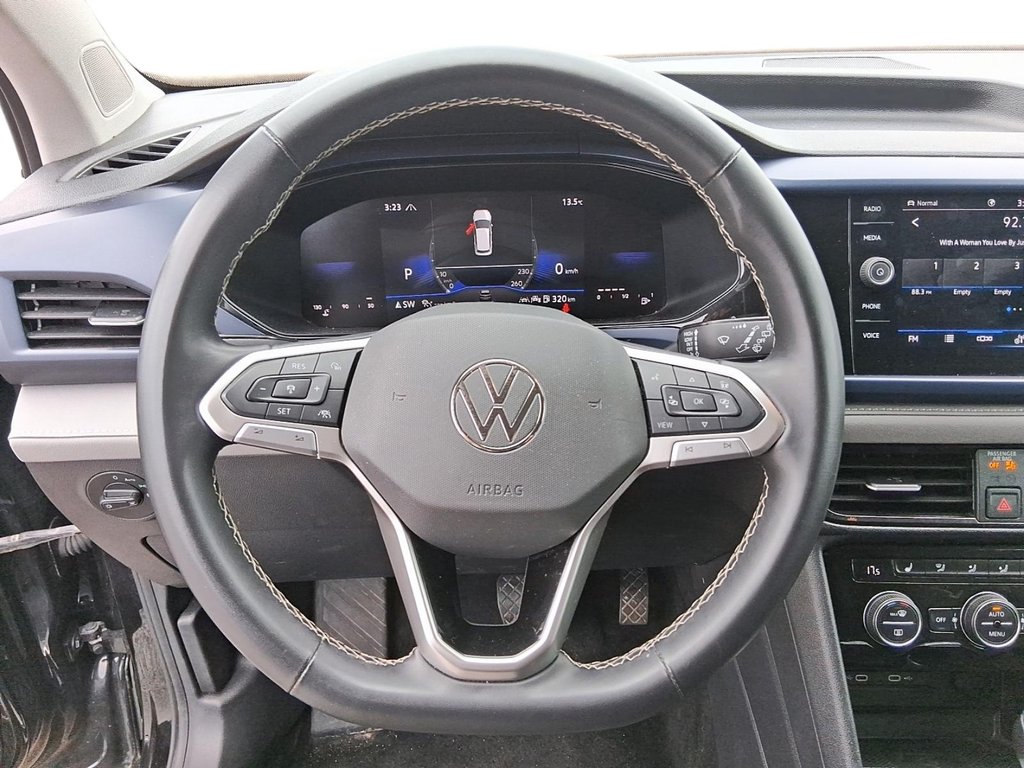 2024 Volkswagen Taos Comfortline 1.5T 7sp at DSG w/ Tip 4M in Stratford, Ontario - 12 - w1024h768px