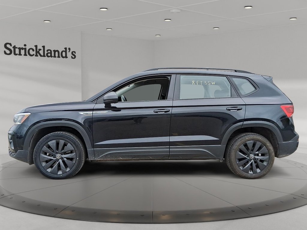 2024 Volkswagen Taos Trendline 1.5T 8sp at w/ Tip in Stratford, Ontario - 3 - w1024h768px