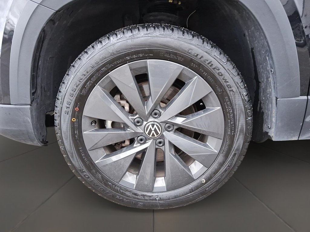 2024 Volkswagen Taos Trendline 1.5T 8sp at w/ Tip in Stratford, Ontario - 7 - w1024h768px