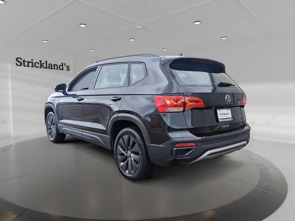2024 Volkswagen Taos Trendline 1.5T 8sp at w/ Tip in Stratford, Ontario - 4 - w1024h768px