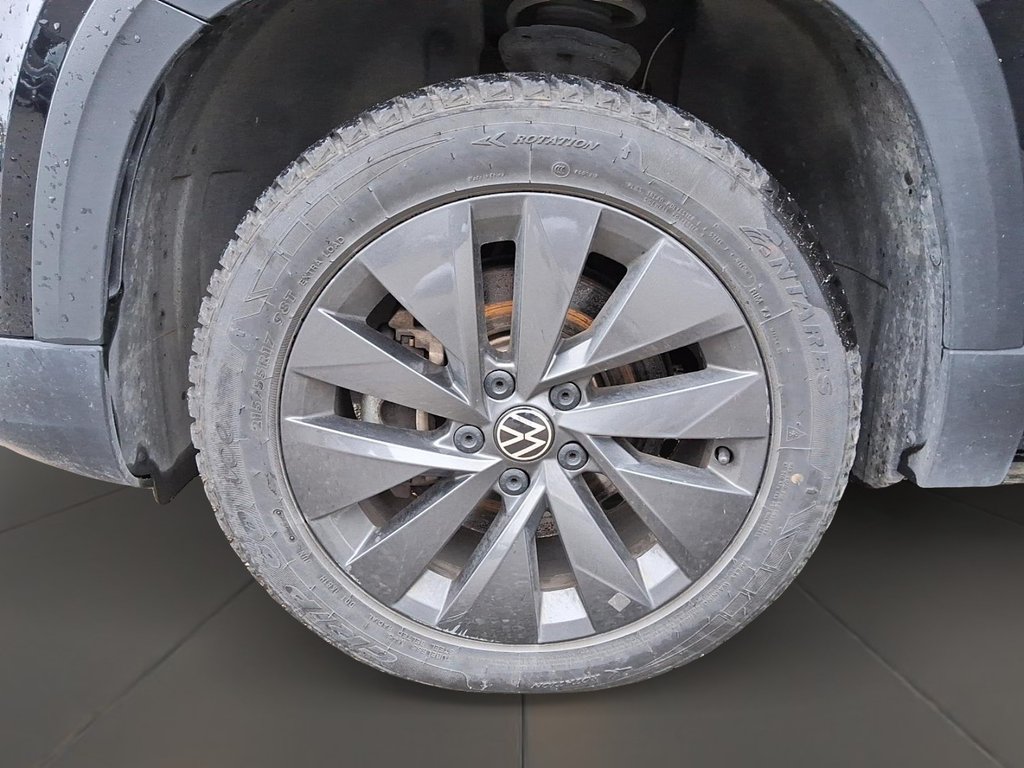 2024 Volkswagen Taos Trendline 1.5T 8sp at w/ Tip in Stratford, Ontario - 7 - w1024h768px