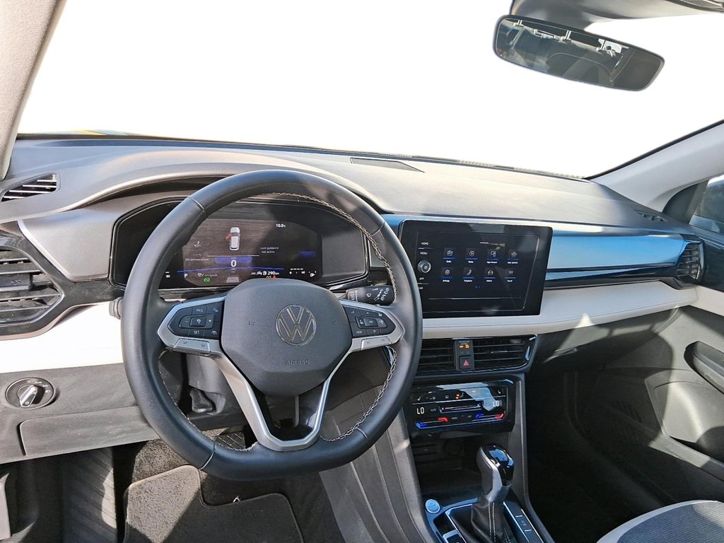 2025 Volkswagen Taos Trendline 4MOTION in Stratford, Ontario - 9 - w1024h768px