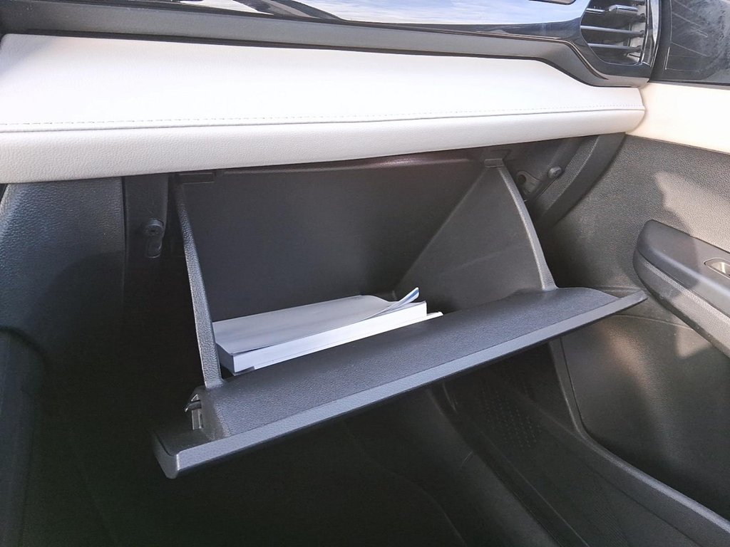2025 Volkswagen Taos Trendline 4MOTION in Stratford, Ontario - 15 - w1024h768px