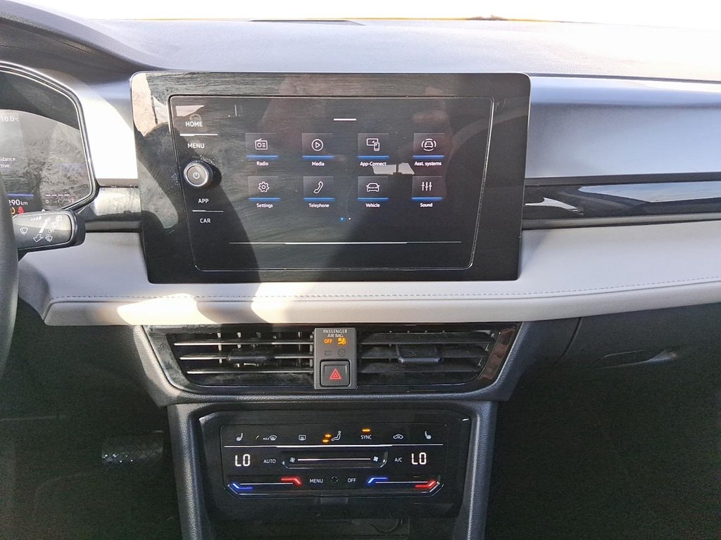 2025 Volkswagen Taos Trendline 4MOTION in Stratford, Ontario - 14 - w1024h768px