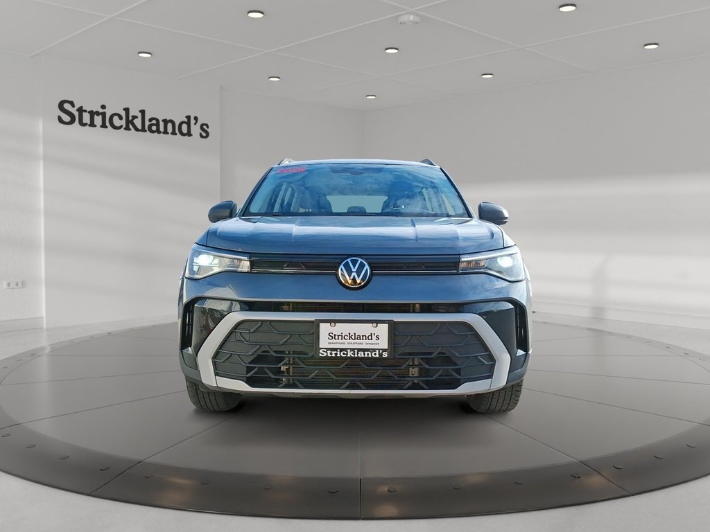 2025 Volkswagen Taos Trendline 4MOTION in Stratford, Ontario - 2 - w1024h768px
