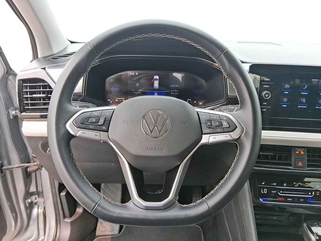 2025 Volkswagen Taos Trendline 4MOTION in Stratford, Ontario - 12 - w1024h768px