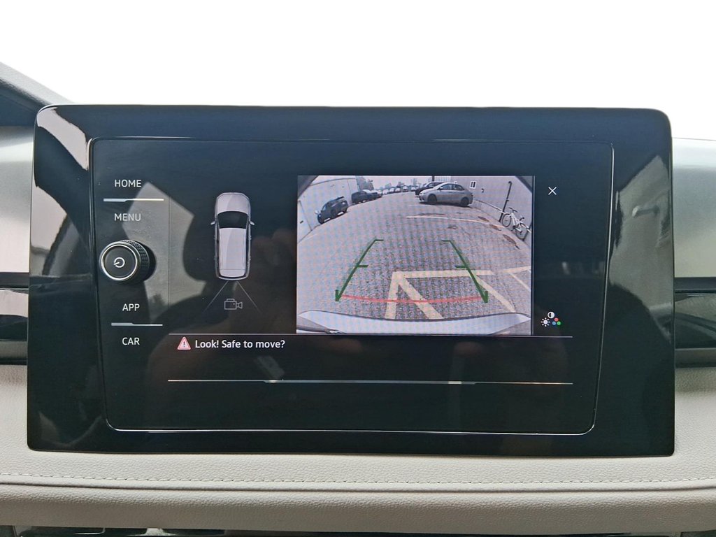 2025 Volkswagen Taos Trendline 4MOTION in Stratford, Ontario - 17 - w1024h768px