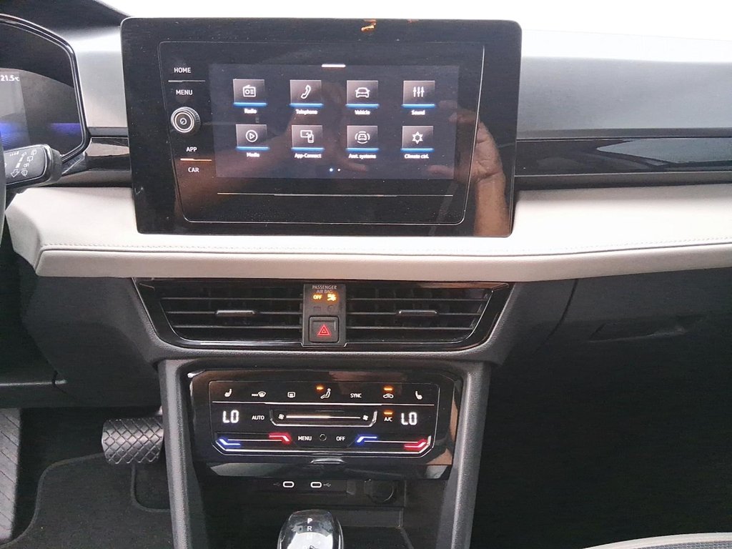 2025 Volkswagen Taos Trendline 4MOTION in Stratford, Ontario - 15 - w1024h768px