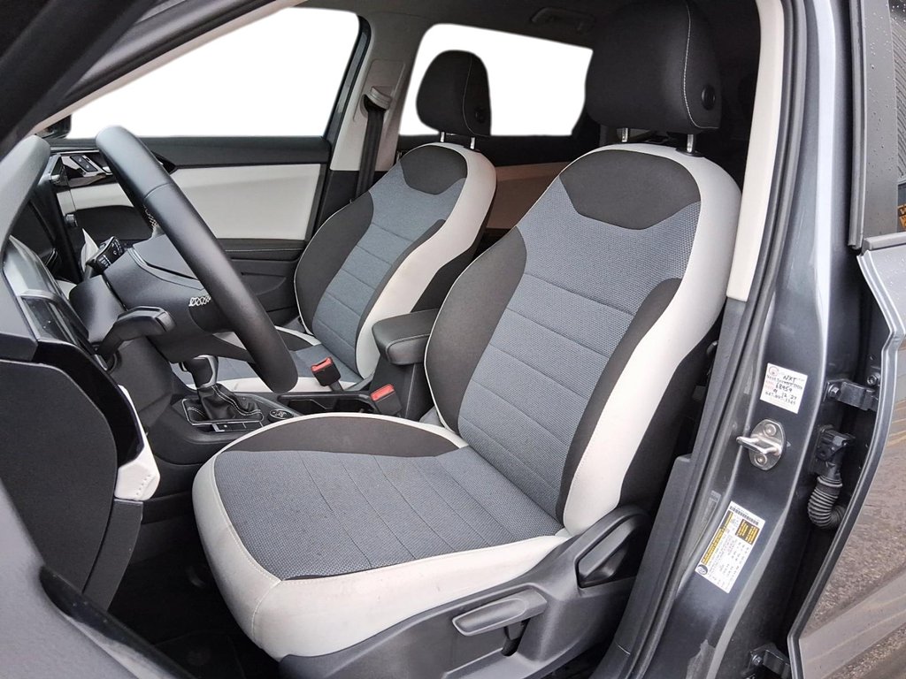 2025 Volkswagen Taos Trendline 4MOTION in Stratford, Ontario - 8 - w1024h768px