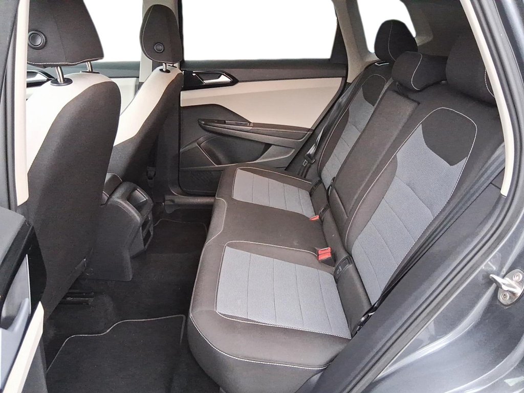 2025 Volkswagen Taos Trendline 4MOTION in Stratford, Ontario - 9 - w1024h768px