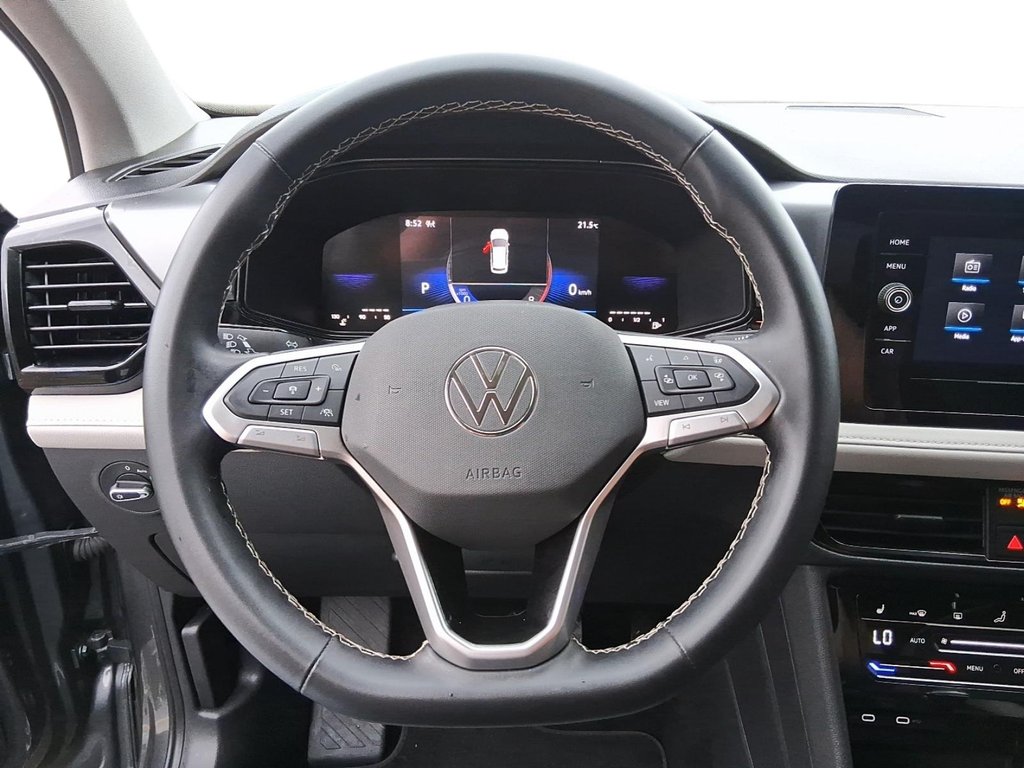 2025 Volkswagen Taos Trendline 4MOTION in Stratford, Ontario - 12 - w1024h768px