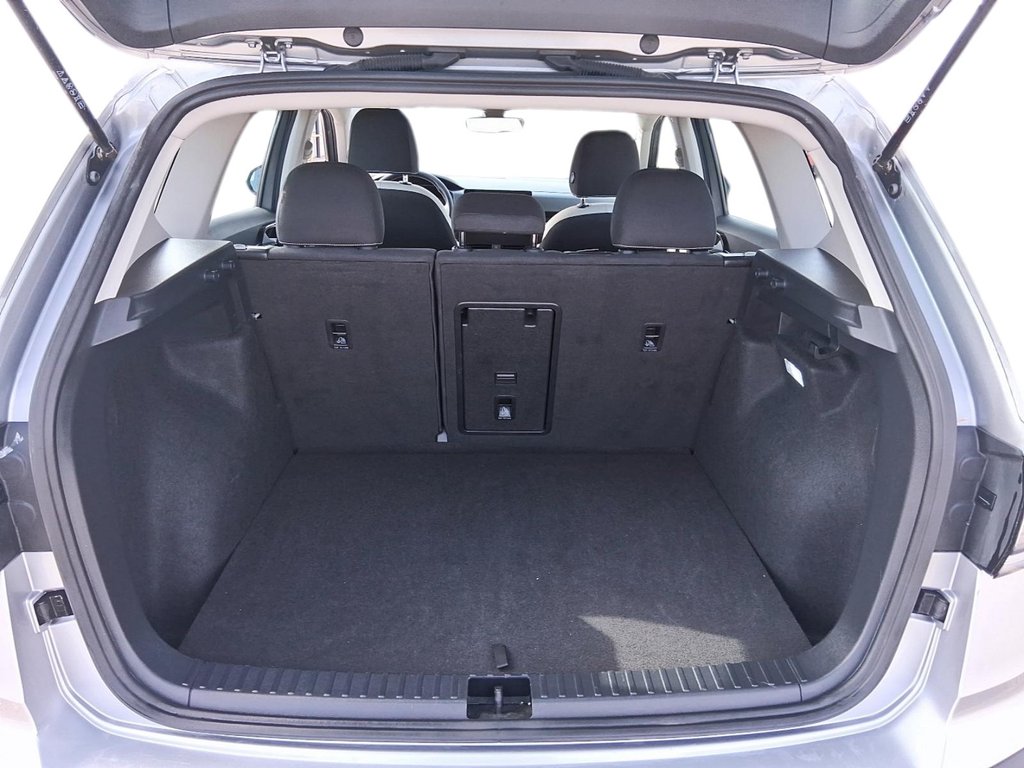 2025 Volkswagen Taos Comfortline 4MOTION in Stratford, Ontario - 6 - w1024h768px