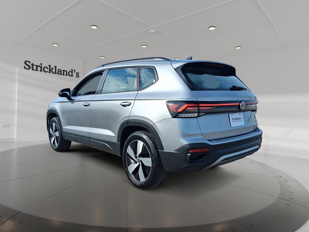 2025 Volkswagen Taos Comfortline 4MOTION in Stratford, Ontario - 4 - w1024h768px