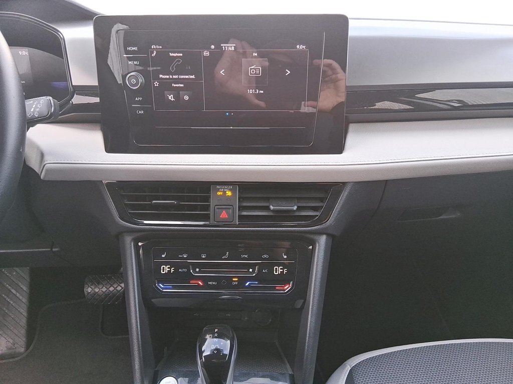 2025 Volkswagen Taos Comfortline 4MOTION in Stratford, Ontario - 15 - w1024h768px