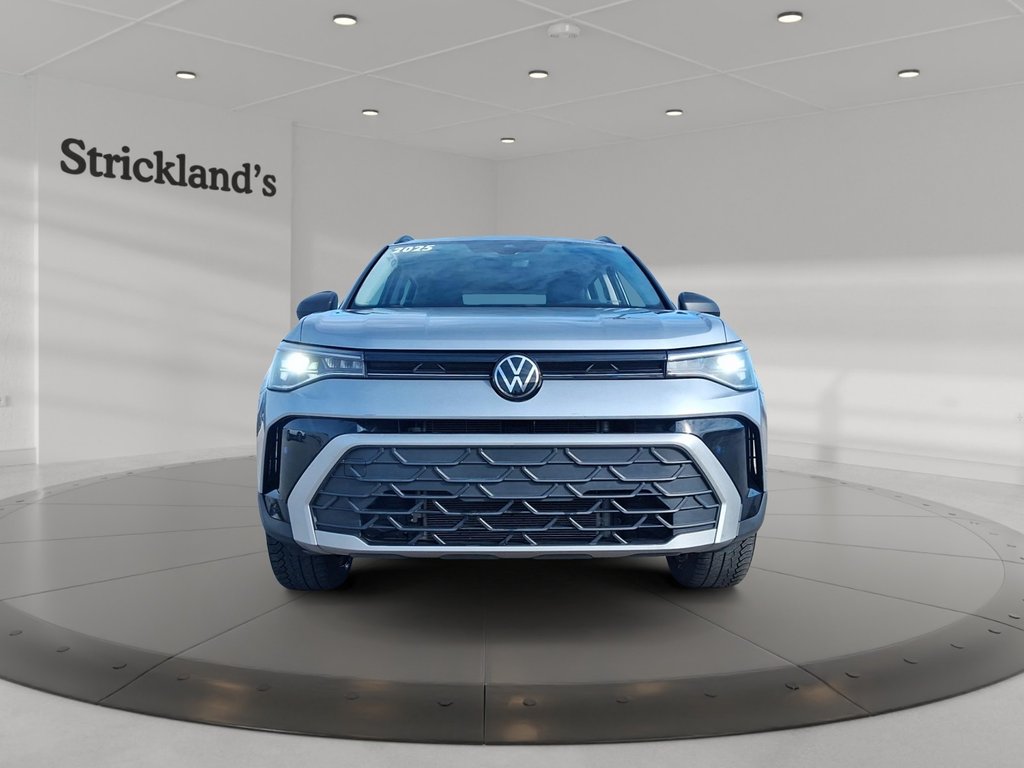 2025 Volkswagen Taos Comfortline 4MOTION in Stratford, Ontario - 2 - w1024h768px