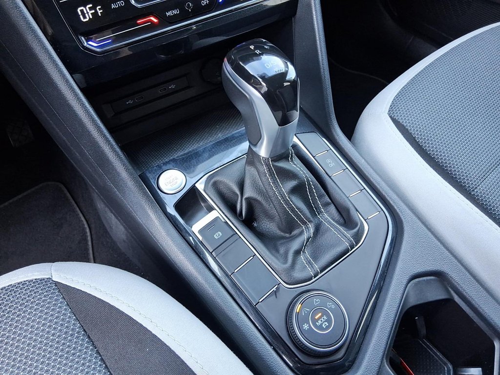 2025 Volkswagen Taos Comfortline 4MOTION in Stratford, Ontario - 17 - w1024h768px