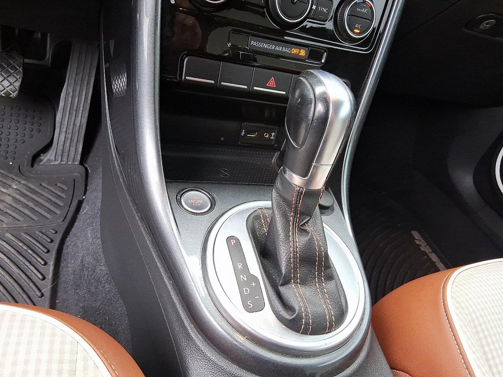 2017 Volkswagen The Beetle Convertible Classic 1.8T 6sp at w/Tip in Stratford, Ontario - 14 - w1024h768px