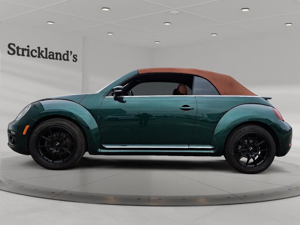 2017 Volkswagen The Beetle Convertible Classic 1.8T 6sp at w/Tip in Stratford, Ontario - 5 - w1024h768px
