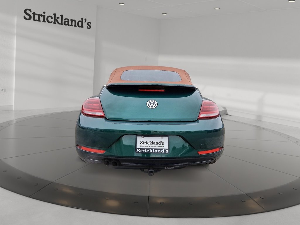 2017 Volkswagen The Beetle Convertible Classic 1.8T 6sp at w/Tip in Stratford, Ontario - 3 - w1024h768px
