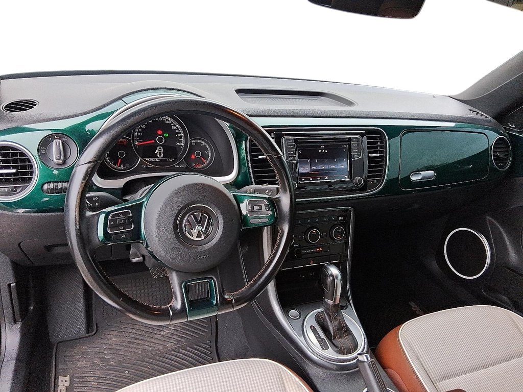 2017 Volkswagen The Beetle Convertible Classic 1.8T 6sp at w/Tip in Stratford, Ontario - 9 - w1024h768px