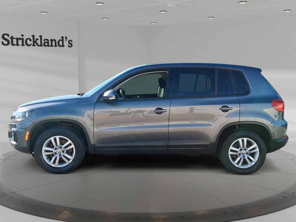 2013 Volkswagen Tiguan Trendline 6sp at Tip in Stratford, Ontario - 5 - w1024h768px