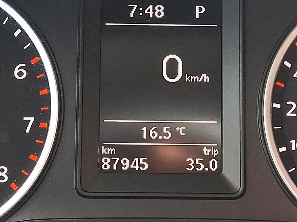 2013 Volkswagen Tiguan Trendline 6sp at Tip in Stratford, Ontario - 14 - w1024h768px