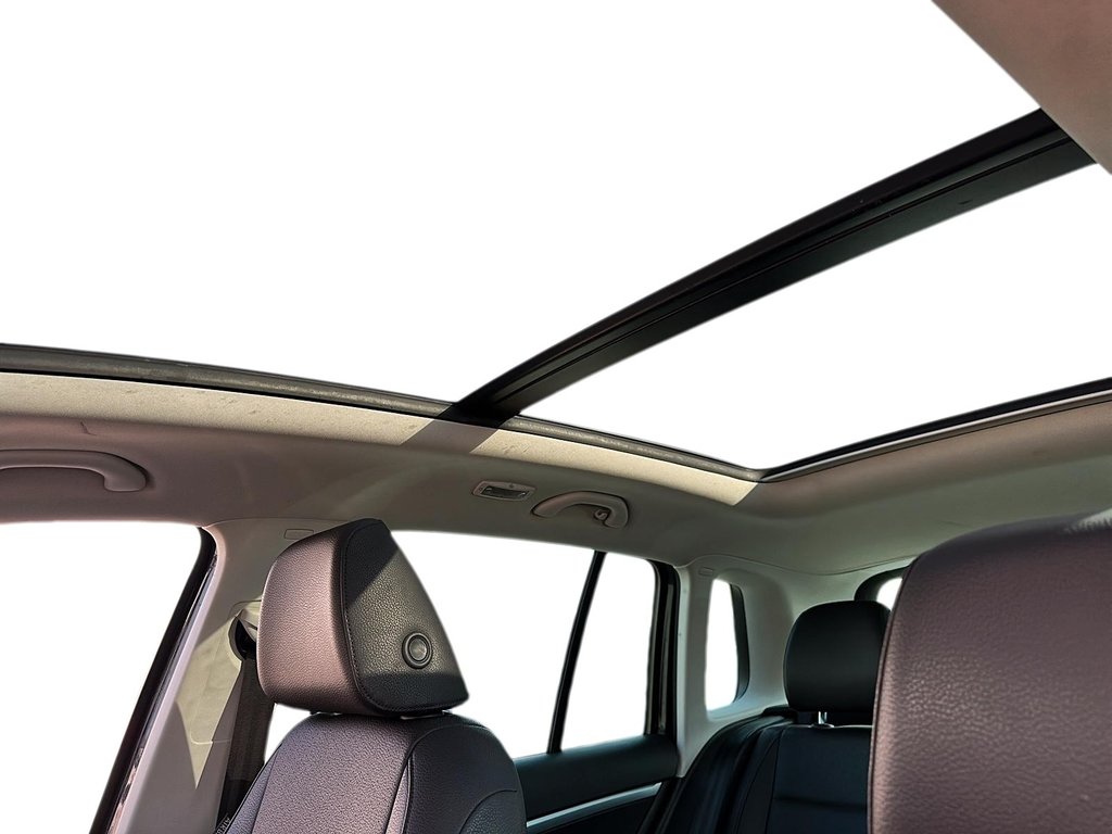 2016 Volkswagen Tiguan Trendline 2.0T 6sp at w/Tip in Stratford, Ontario - 16 - w1024h768px