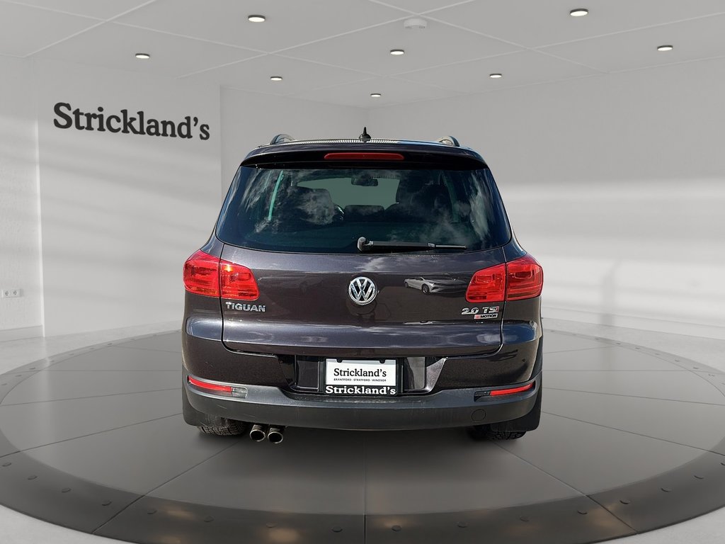 2016 Volkswagen Tiguan Trendline 2.0T 6sp at w/Tip in Stratford, Ontario - 3 - w1024h768px