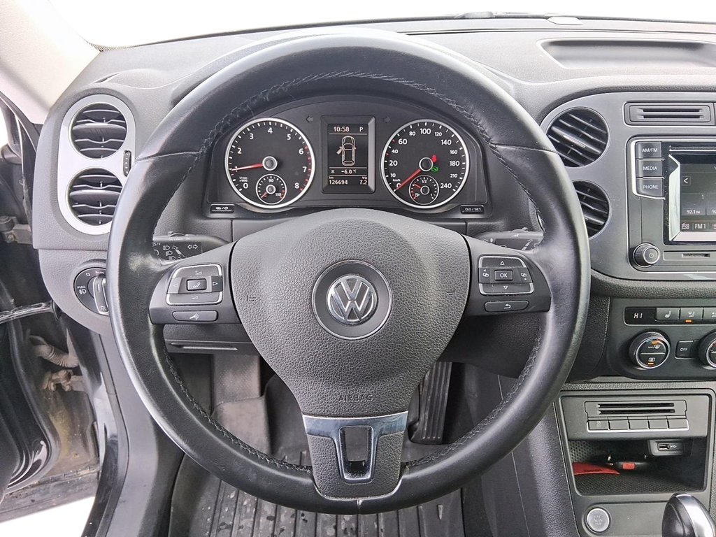 2016 Volkswagen Tiguan Special Edition 2.0T 6sp at w/Tip 4M in Stratford, Ontario - 14 - w1024h768px
