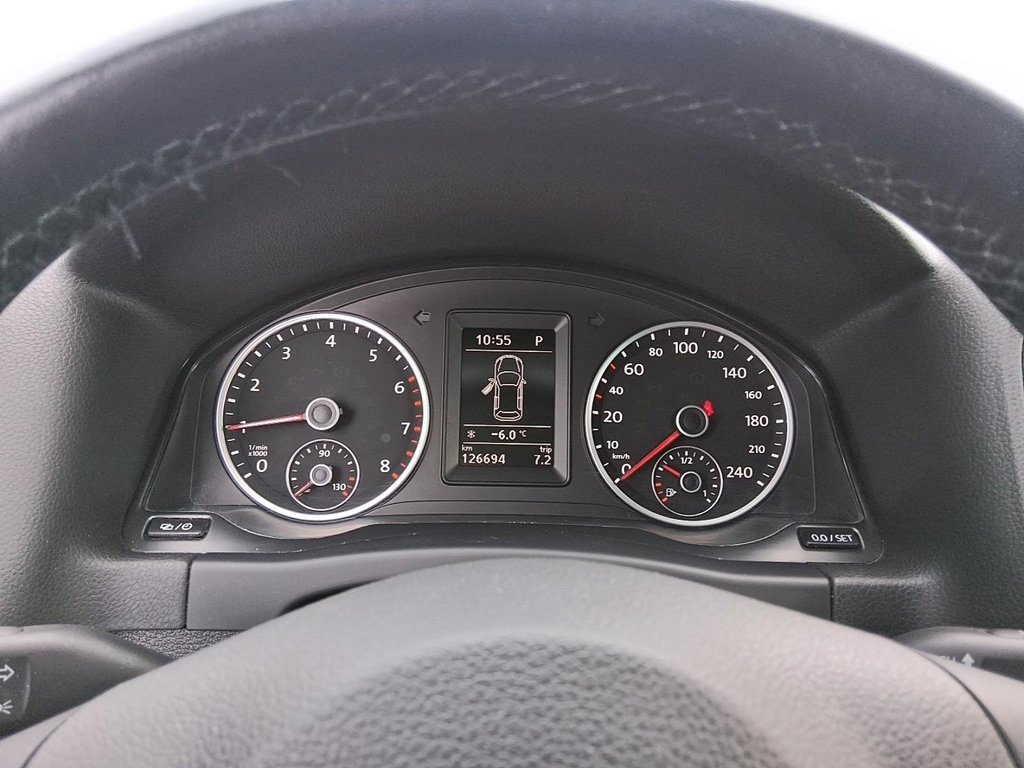 2016 Volkswagen Tiguan Special Edition 2.0T 6sp at w/Tip 4M in Stratford, Ontario - 16 - w1024h768px