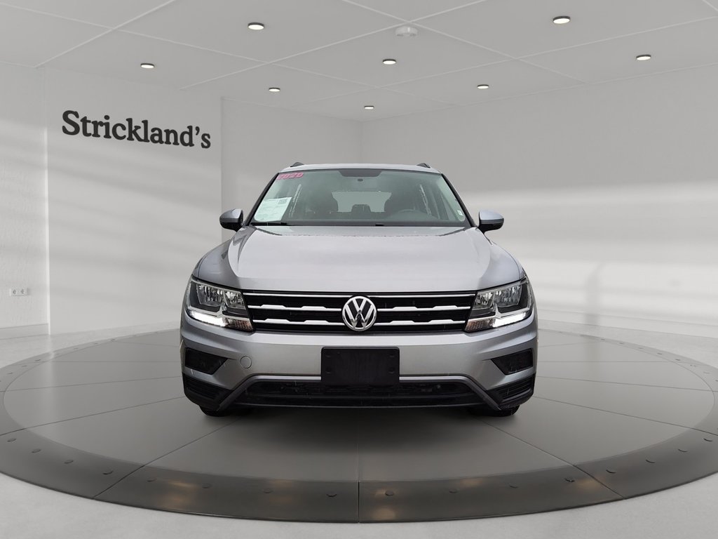 2020  Tiguan Trendline 2.0T 8sp at w/Tip 4M in Stratford, Ontario - 2 - w1024h768px