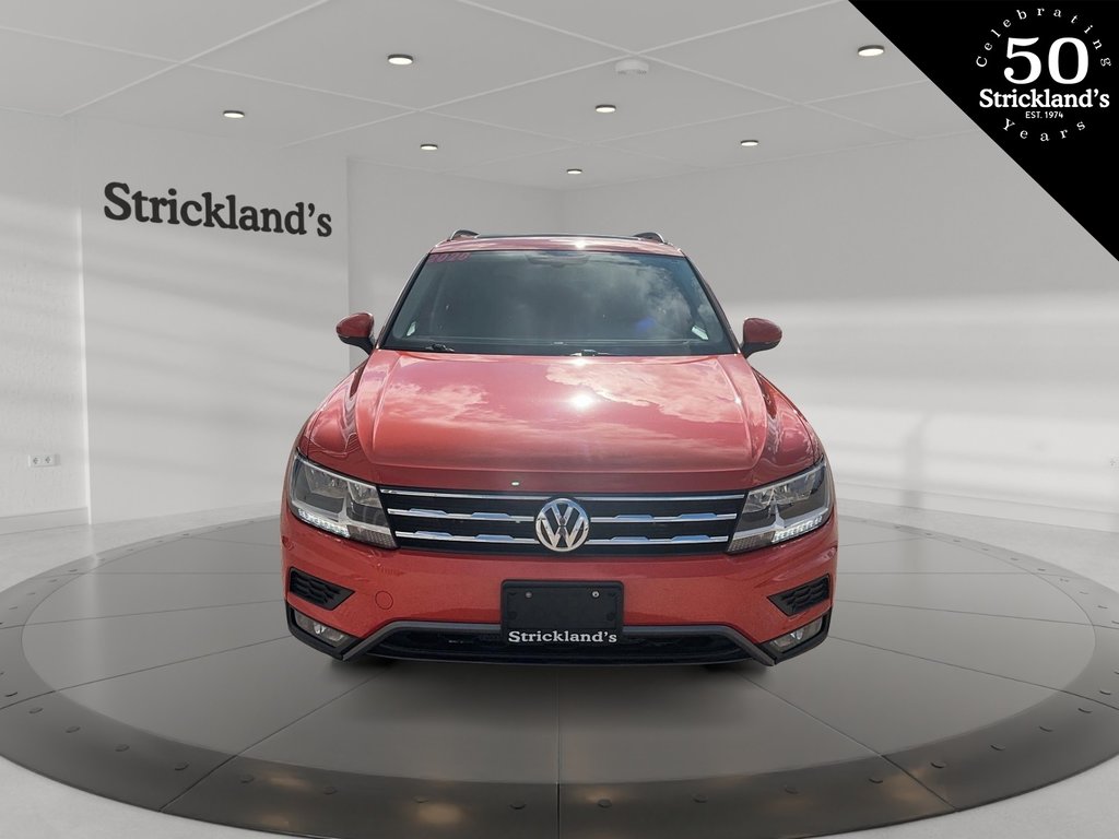 2020  Tiguan Highline 2.0T 8sp at w/Tip 4M in Stratford, Ontario - 2 - w1024h768px