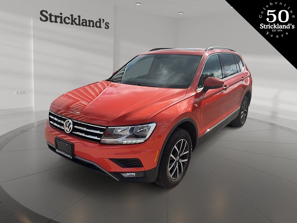 2020  Tiguan Highline 2.0T 8sp at w/Tip 4M in Stratford, Ontario - 1 - w1024h768px