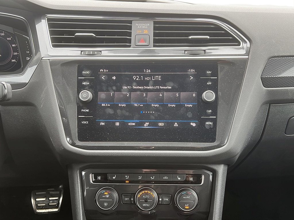 2021  Tiguan United 2.0T 8sp at w/Tip 4M in Stratford, Ontario - 10 - w1024h768px