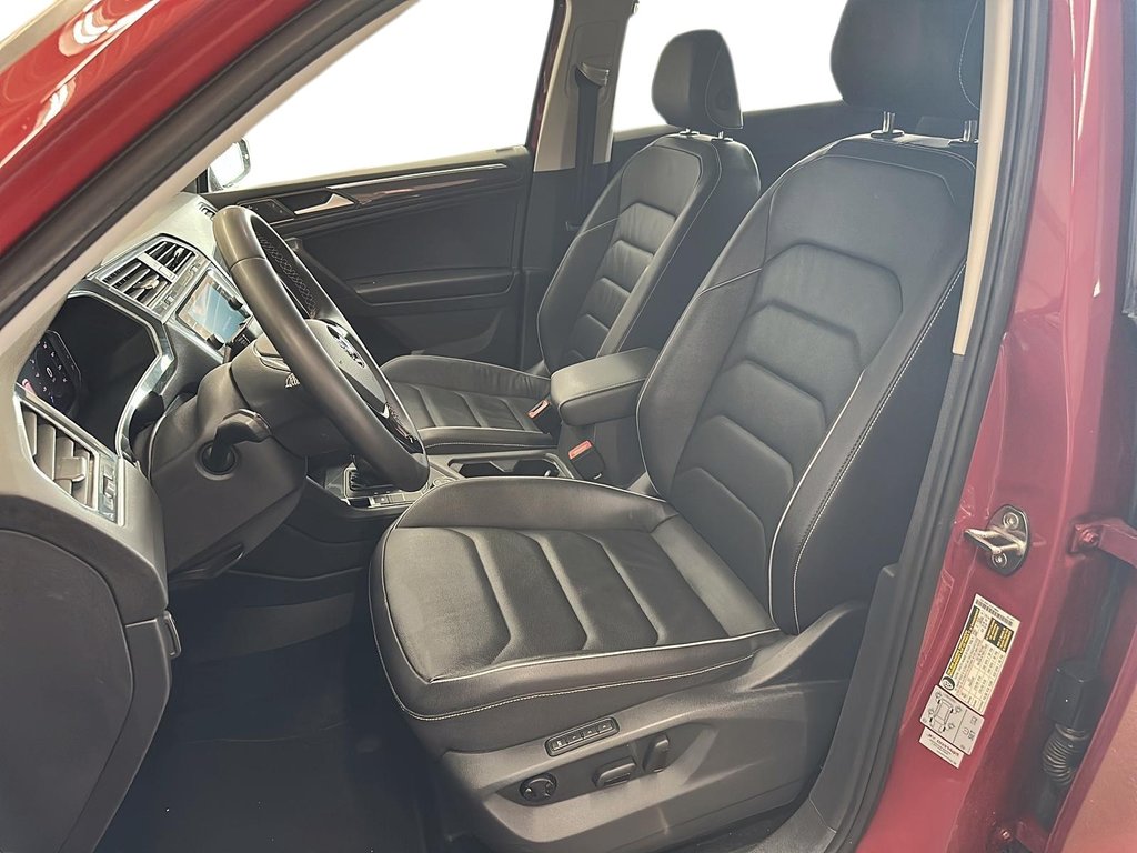 2021 Volkswagen Tiguan Highline 2.0T 8sp at w/Tip 4M in Stratford, Ontario - 8 - w1024h768px