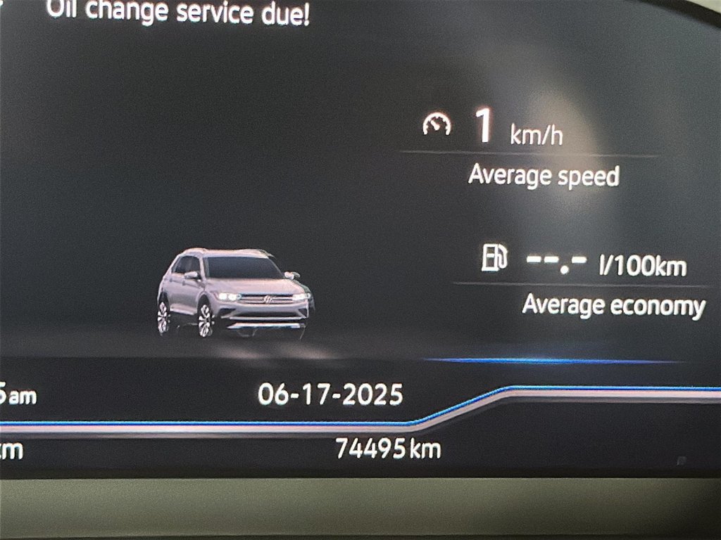 2021 Volkswagen Tiguan Highline 2.0T 8sp at w/Tip 4M in Stratford, Ontario - 12 - w1024h768px