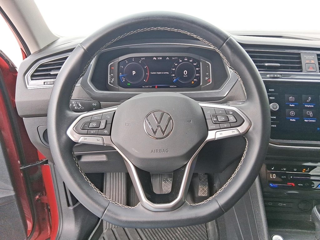 2023 Volkswagen Tiguan Comfortline 2.0T 8sp at w/Tip 4M in Stratford, Ontario - 11 - w1024h768px