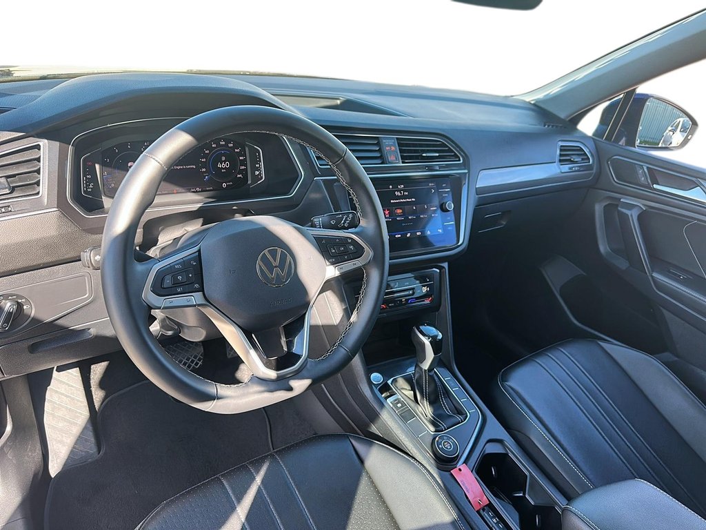 2024 Volkswagen Tiguan Comfortline 2.0T 8sp at w/Tip 4M in Stratford, Ontario - 9 - w1024h768px