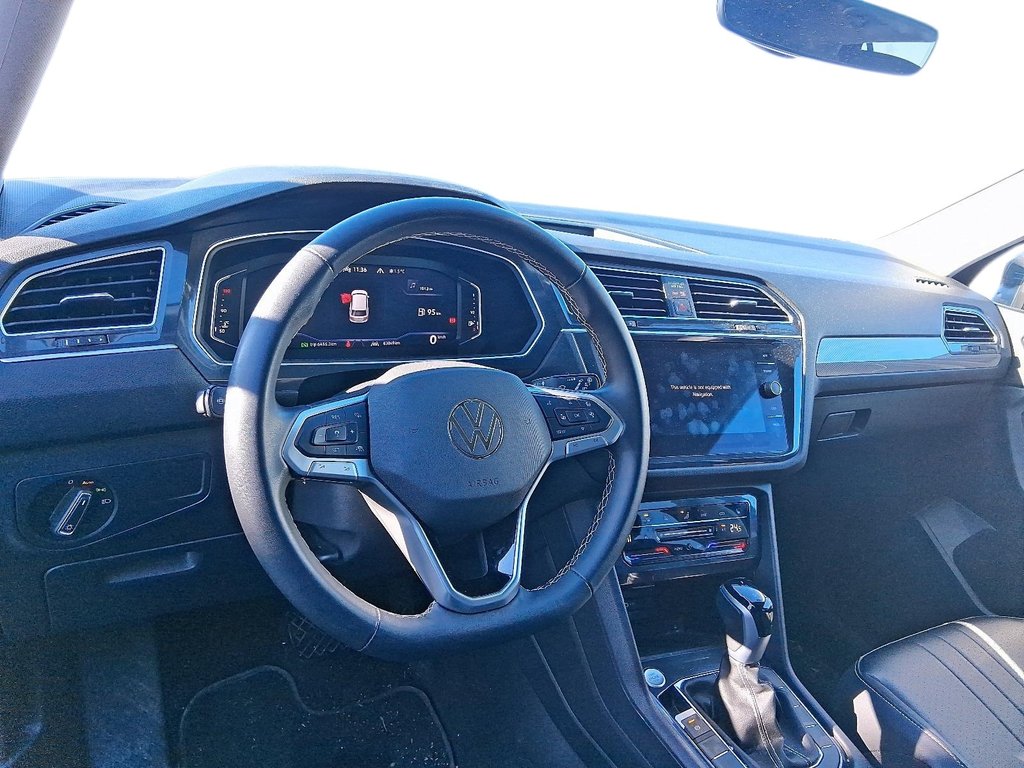 2024 Volkswagen Tiguan Comfortline 2.0T 8sp at w/Tip 4M in Stratford, Ontario - 10 - w1024h768px