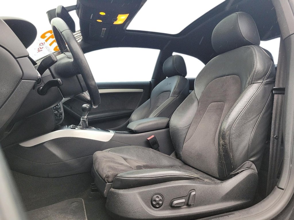 2011 Audi A5 2.0T Prem 6sp man qtro Cpe in Brantford, Ontario - 8 - w1024h768px