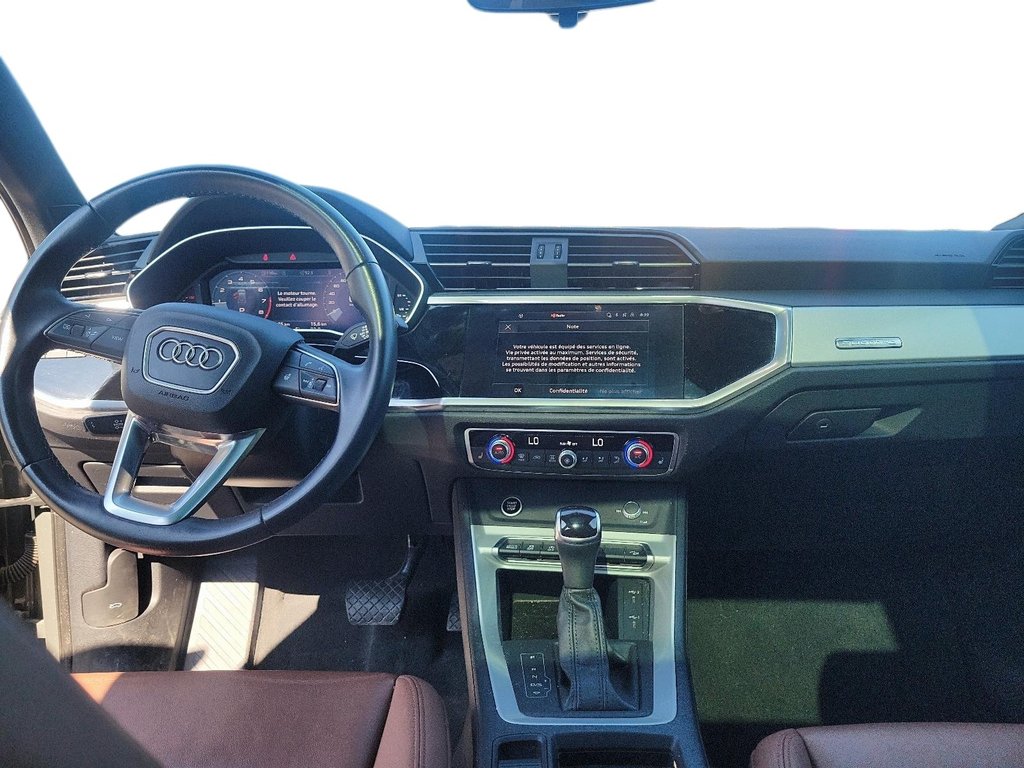 2022 Audi Q3 45 2.0T Komfort quattro 8sp Tiptronic in Brantford, Ontario - 9 - w1024h768px