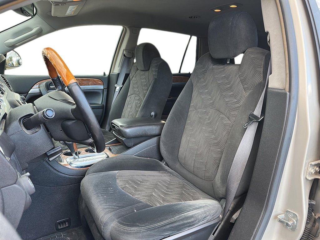 2008 Buick Enclave CX 4D Utility AWD in Brantford, Ontario - 8 - w1024h768px