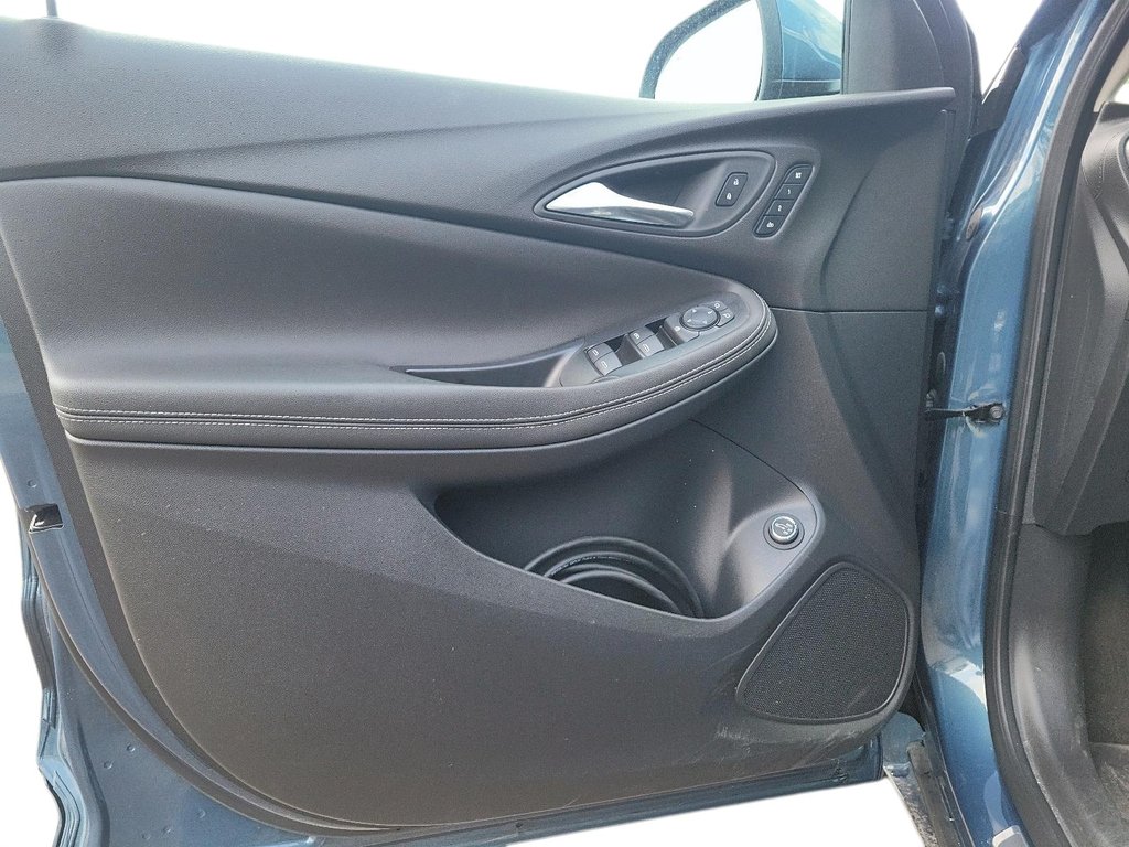 2024 Buick Encore GX Avenir AWD in Brantford, Ontario - 10 - w1024h768px