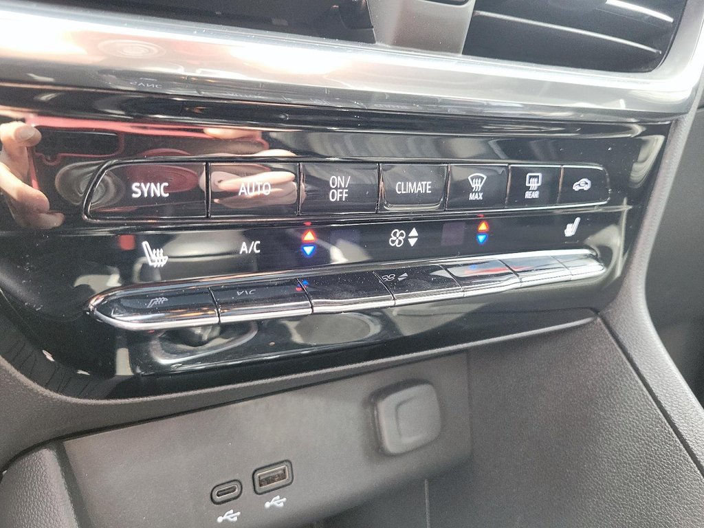 2024 Buick Encore GX Avenir AWD in Brantford, Ontario - 15 - w1024h768px