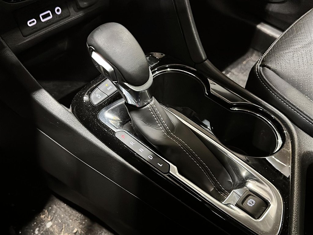 2022 Buick Encore Gx Essence AWD in Brantford, Ontario - 14 - w1024h768px