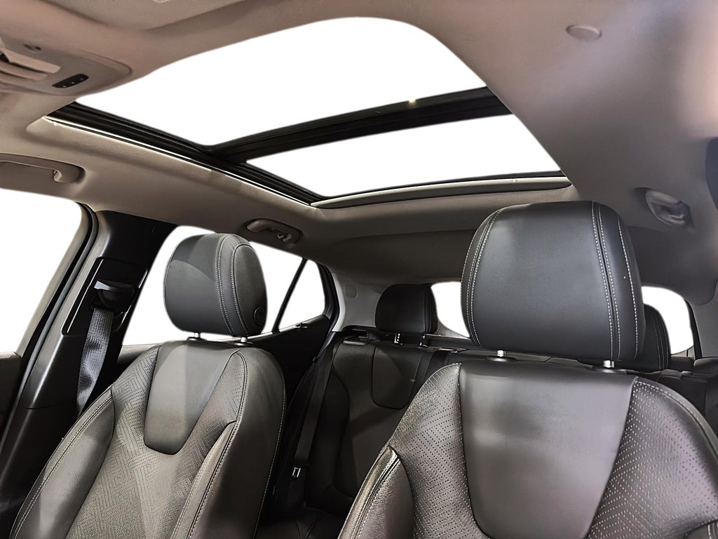 2022 Buick Encore Gx Essence AWD in Brantford, Ontario - 16 - w1024h768px