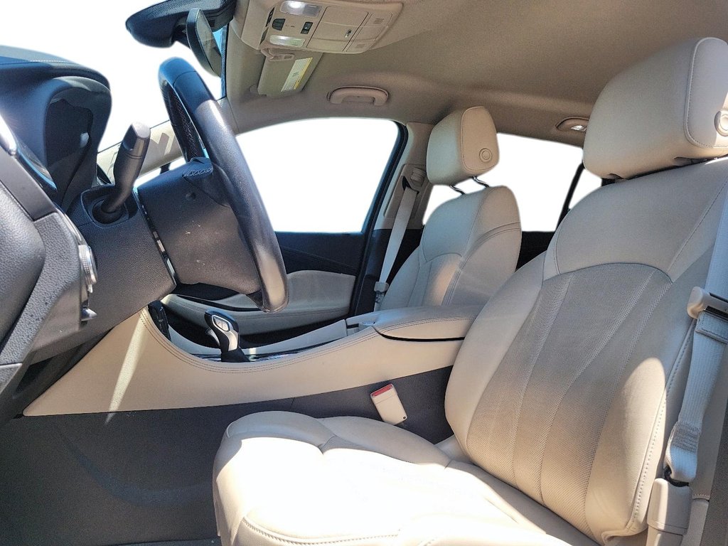 2018 Buick Envision Premium II in Brantford, Ontario - 7 - w1024h768px