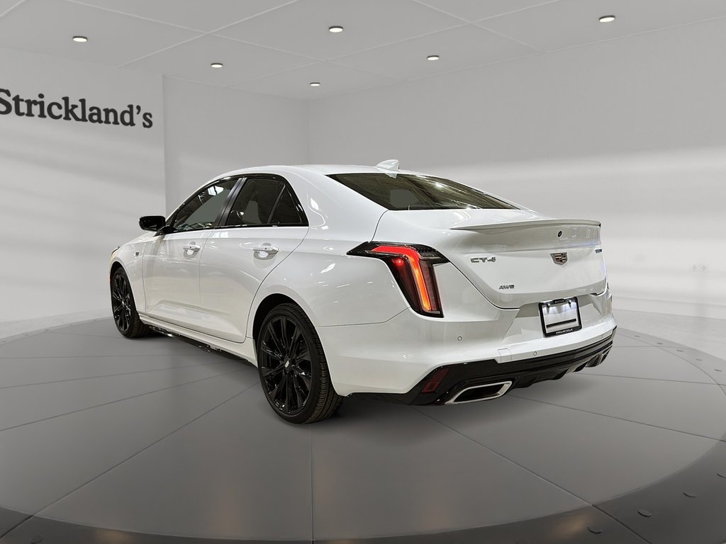 2024 Cadillac CT4 4dr Sdn Sport in Brantford, Ontario - 4 - w1024h768px