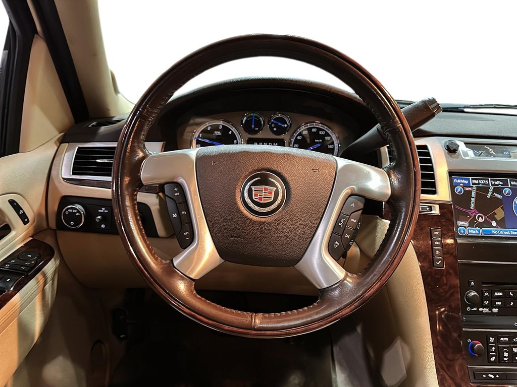 2012 Cadillac Escalade 4WD Hybrid in Brantford, Ontario - 11 - w1024h768px